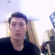  ,   Timur, 32 ,   