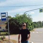  ,  Ilmir, 25
