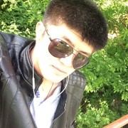  ,  Erik, 33