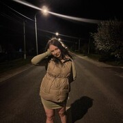  ,   Evgenia, 21 ,  