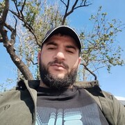  ,  Elcin, 32