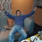  ,   Viktor, 32 ,     , c 
