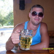  ,  DENIS, 39