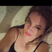  ,  Oksana, 42