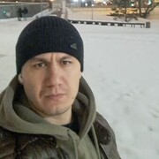  ,  Dilshod, 32