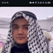  -,  Xusniddin, 30