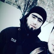 ,  Shohrux, 25
