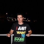  ,   Nikita, 33 ,   