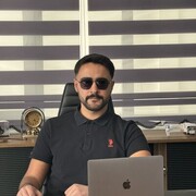  ,  Ali, 40