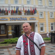  ,   Walentin, 46 ,   