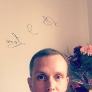  ,  Viktoras, 43