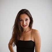  , 