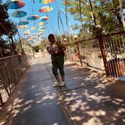  ,   Leyla, 51 ,   c , 