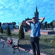  ,  Aleks, 32