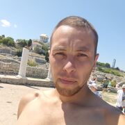  ,   Viktor, 32 ,   ,   