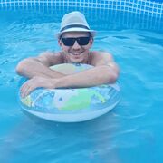  ,   Artyom, 32 ,   ,   , c 