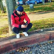  ,   Baxo, 28 ,   ,   