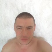  ,  Marat, 45