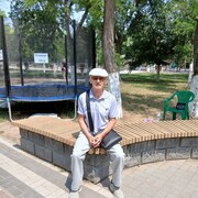  ,   Nikolay, 67 ,   c 