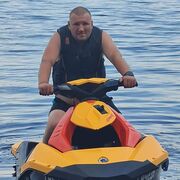  ,  Guncha, 40