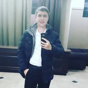  ,  Andy, 32