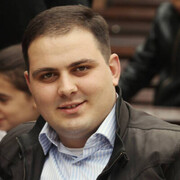  ,   Gio, 33 ,   ,   , c 