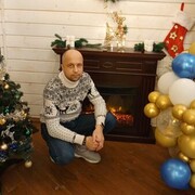  ,   Denis, 44 ,   ,   , c 