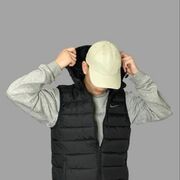  ,  , 21