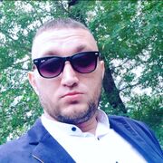 ,  Deni, 34