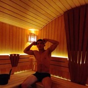  ,   Maga, 27 ,   c 