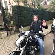  Frankfurt am Main,   , 52 ,   ,   , c 