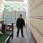  ,  Sherzod, 39