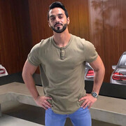  ,   Enzo, 35 ,   ,   , c , 