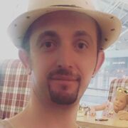  ,   Yanis, 28 ,  