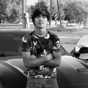  ,  Oybek, 19