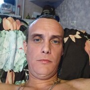  ,  Denis, 37