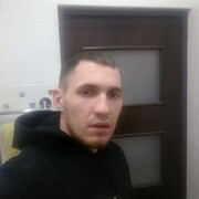  ,   Artur, 33 ,   ,   