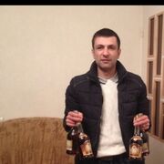  ,   Armen, 38 ,   ,   