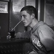  ,   Viktor, 33 ,   ,   , c , 