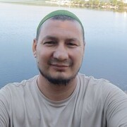  ,  Alisher, 37
