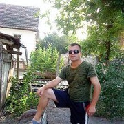  ,   Elsad, 44 ,   