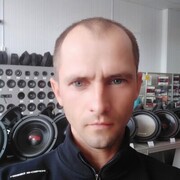  ,   Stas, 40 ,   