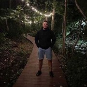  ,  Den, 26
