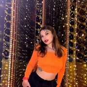  ,  Rina, 27