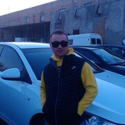  ,  Alex, 32