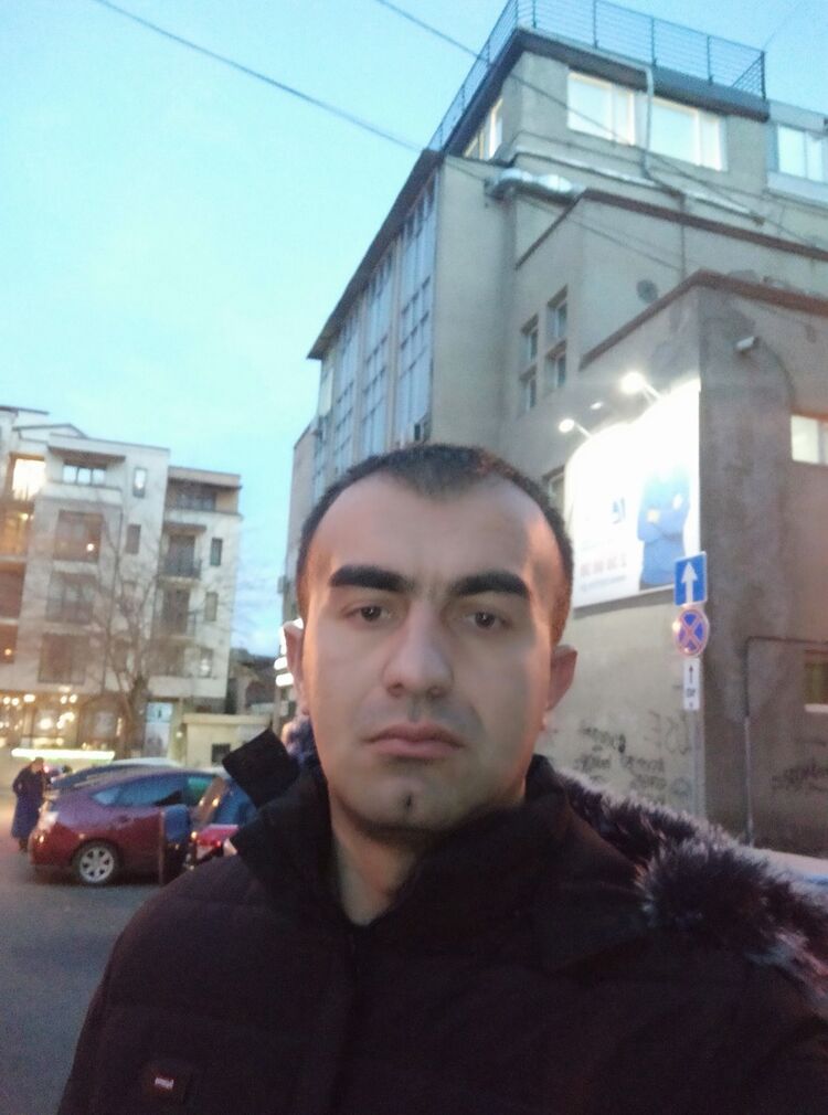  19005082  Hamo Musaev, 34 ,    
