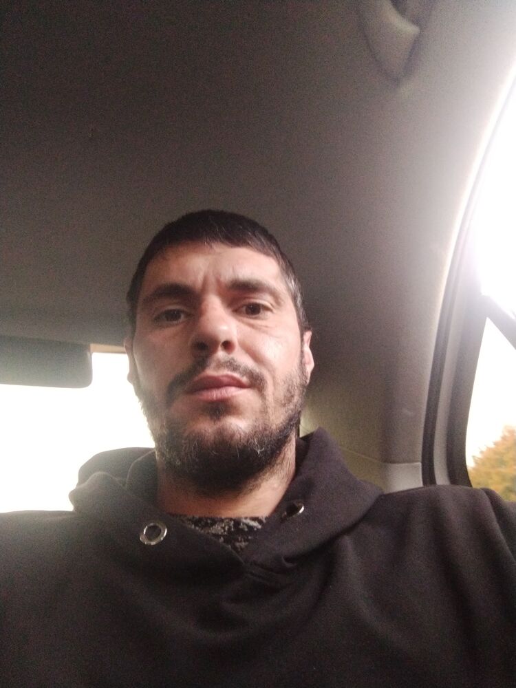  46713982  , 34 ,    