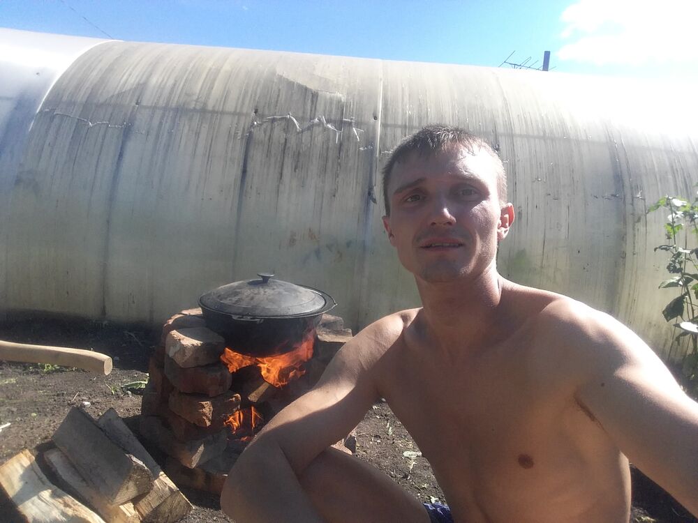  28931632  , 33 ,    