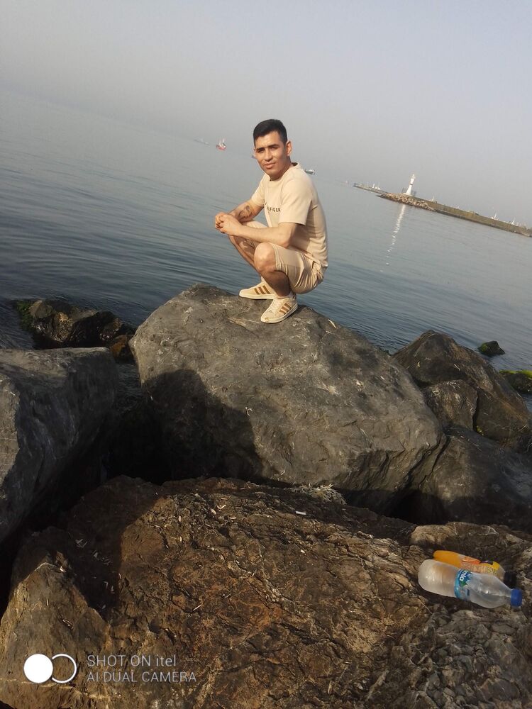  48068902  Samir, 34 ,    