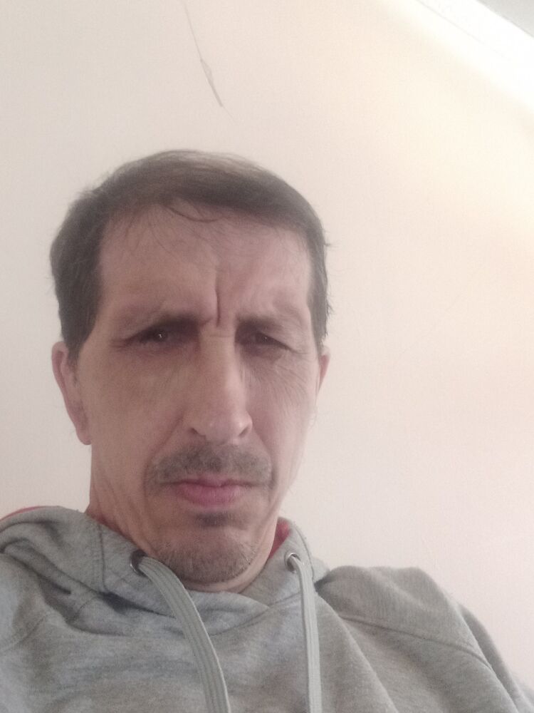  48261272  , 53 ,    